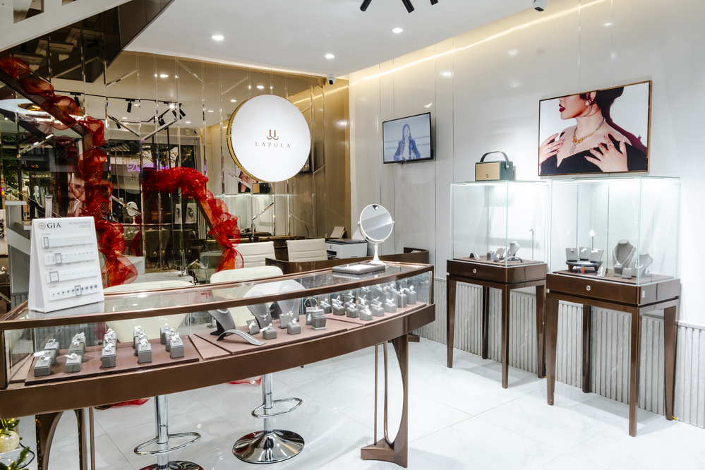Không gian trưng bày, mua sắm đẳng cấp, tinh tế